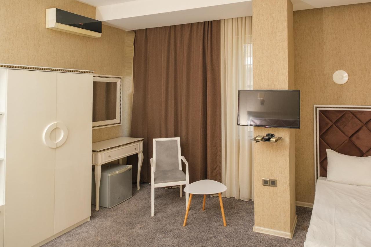 Maestro Hotel Baku Extérieur photo
