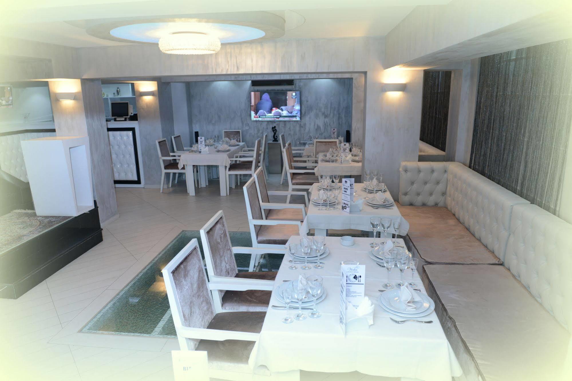Maestro Hotel Baku Extérieur photo